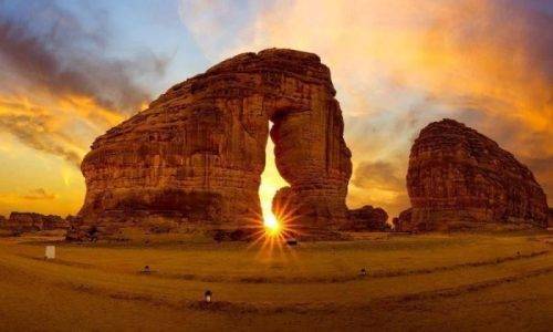 اكتشف سحر العلا في السعودية دليلك الكامل لرحلة لا تنسى