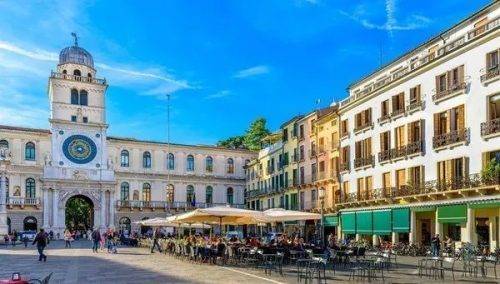 Saturday. Venice – Padua – San Marino – Gubbio – Perugia
